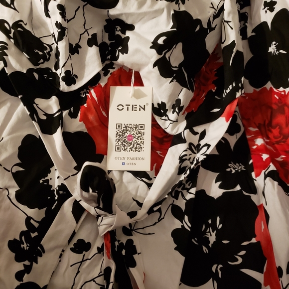 Dress, - Picture 6 of 12